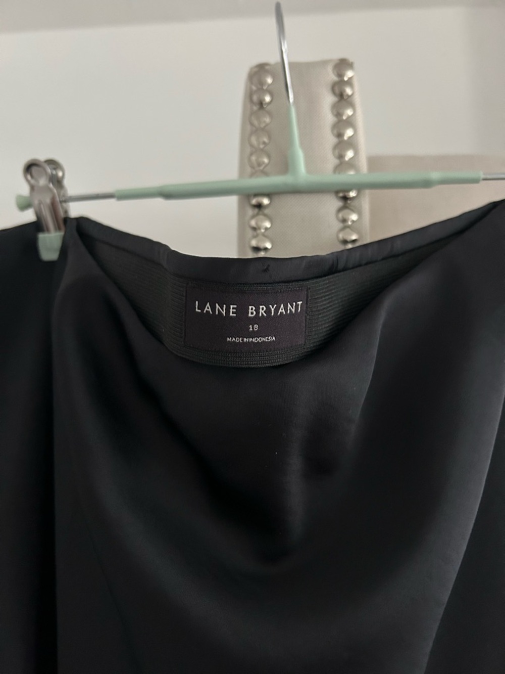 New Lane Bryant black midi skirt - Picture 3 of 3